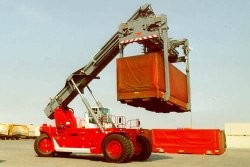 意大利CVS Ferrari 278PB内燃集装箱正面吊 Ferrari 278PB