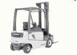 德国永恒力(Jungheinrich)EFG-Vac30四轮电动平衡重叉车 EFG-Vac30