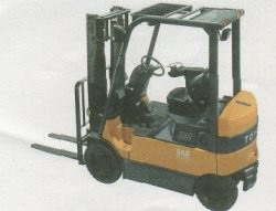 美国丰田叉车(TOYOTA)7FBMF20平衡重三抡电动叉车 7FBMF20