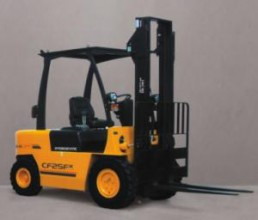 土尔其CF25FX平衡重柴油叉车 CF25FX