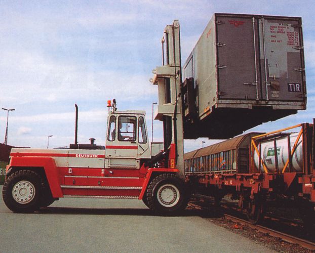 德国Deutruck集装箱平衡重叉车 28120