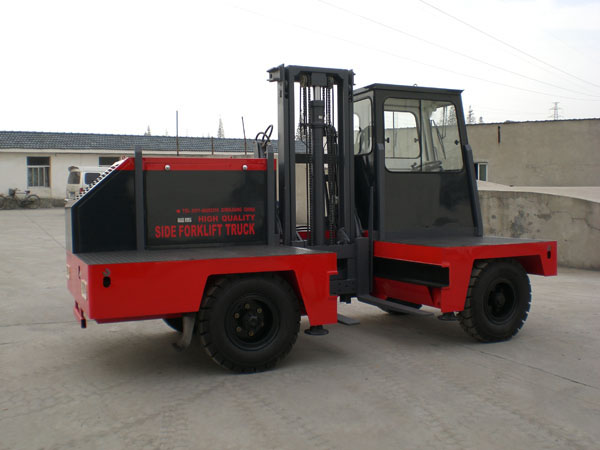镇江福马内燃侧面叉车 CCC-3C