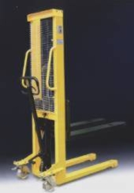 Manual / Electric Stacker 　