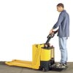 Heavy duty powered pallet truck with ride on platform SQ 20P