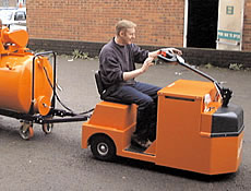 英国威尔马特(WILMAT)Rider Operated Tow Tractors
