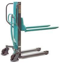 瑞典(intra)Freja stacker with narrow mast