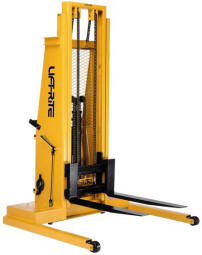 加拿大Lift-Rite T Telescopic Stage Stackers手动堆高机 T Telescopic Stage Stackers