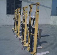 搬运车，托盘车 2.0T/2.5T。3.0T