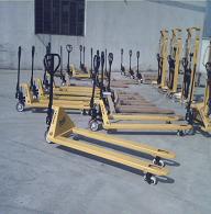 搬运车，托盘车 2.0T/2.5T。3.0T