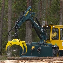 芬兰(HIAB)LOGLIFT 81 R木材抓举搬运叉车 LOGLIFT 81 R