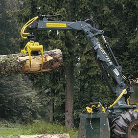 芬兰(HIAB)LOGLIFT 121 R木材抓举搬运叉车 LOGLIFT 121 R