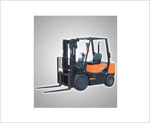 平衡重式叉车 CPC30