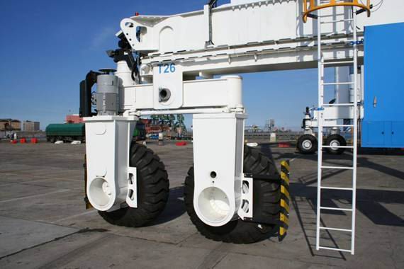 卡尔玛轮胎式集装箱龙门起重机 Kalmar E-one RTG