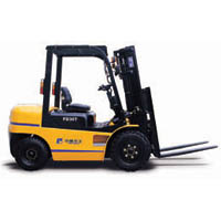 新龙工内燃叉车