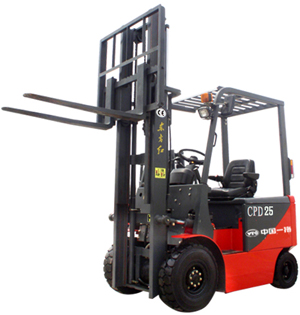 东方红电瓶叉车 CPD25