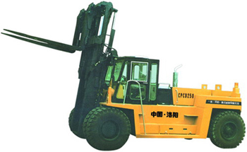 东方红叉车 CPCD250