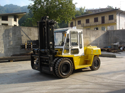 意大利ITALCARRELLI FDH 6to25tons内燃平衡重叉车 FDH6 to 25 tons_中国叉车网(www.chinaforklift.com)