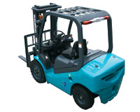 山河智能(SUNWARD)平衡重式柴油叉车 SWFD 20-35