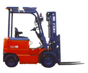 平衡重式柴油叉车