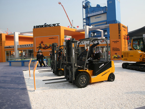 供应龙工叉车----LG30DT LG30DT