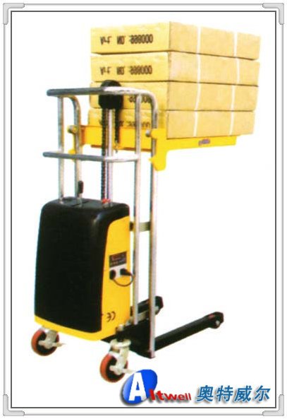 北京半电动堆高车 半电动堆高机CTD10B