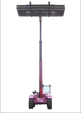 TTH（H）伸缩臂叉装机（液压版） 额定载荷：3--5吨；举升高度：6--10米_中国叉车网(www.chinaforklift.com)