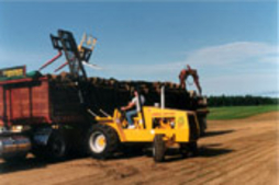 加拿大EQUIPMENT Agri-Lifter Series