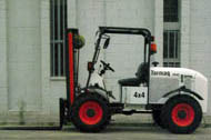 西班牙Talleres TORMAQ 2042越野叉车