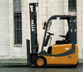 西班牙Talleres HYTSU v100 series三轮电动叉车