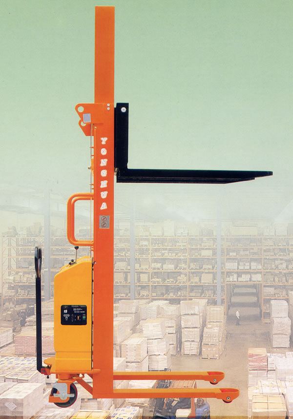 半电动堆高车DCS DCS