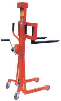 手摇式堆高机 CTJ500