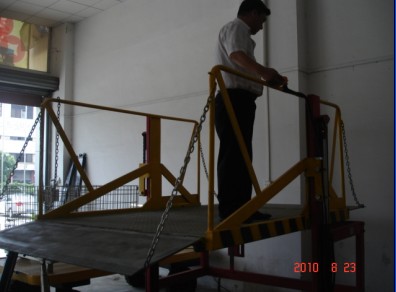 中山|佛山流动式登车桥（液压） 广州鑫升流动式登车桥