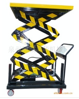 可移动式电动升降平台