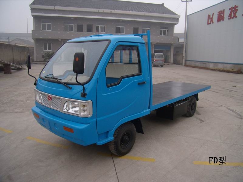 华宇：标准驾驶室电动搬运车 FD型_中国叉车网(www.chinaforklift.com)