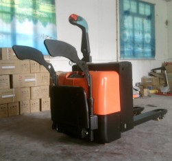 叉车|半电动搬运车 CBD20