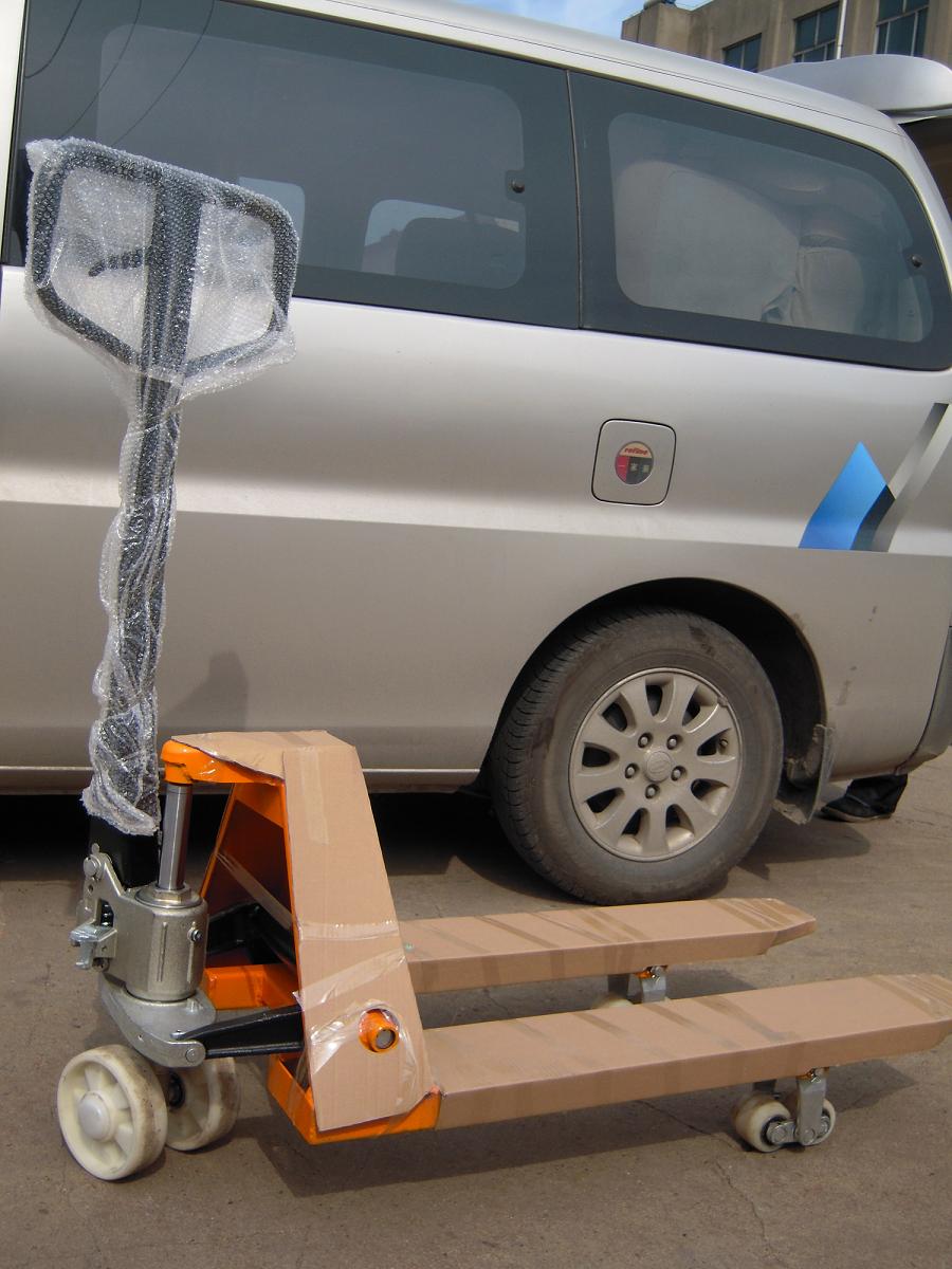 叉车电动叉车 CDD2020