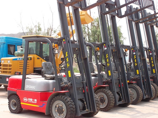 销售东方红叉车