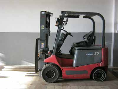 东莞升辉:电动叉车SH154