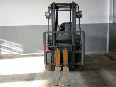 东莞升辉:电动叉车SH154