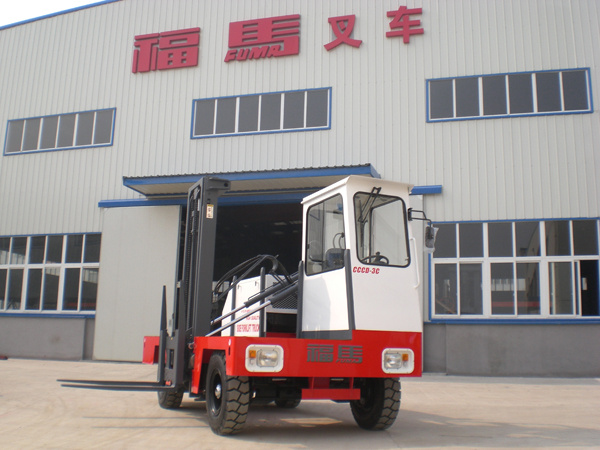 镇江福马3T侧面叉车