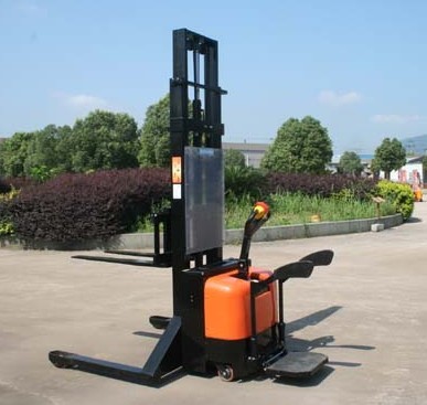 单油缸站立式全电动堆垛车 XLQD-B