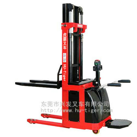最便宜最好用的电动叉车