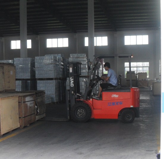 江淮(JAC)1-3吨四轮电瓶叉车 CPD10/CPD15/CPD20/CPD25/CPD30