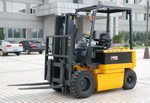 电动叉车