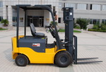 电动叉车