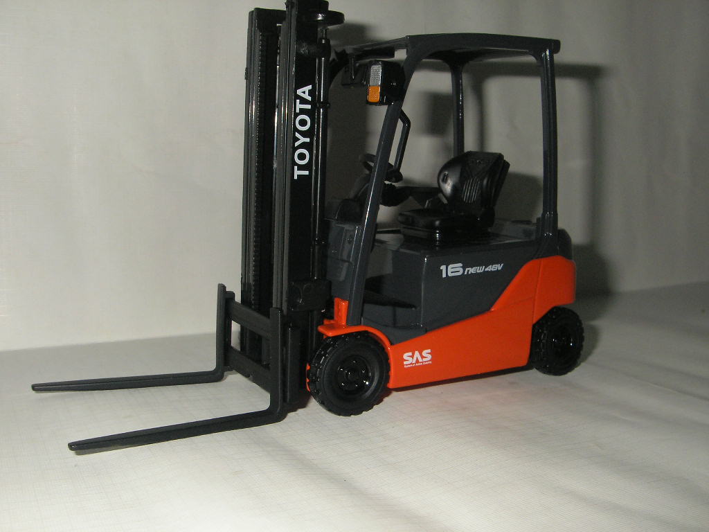 专业提供长期电动叉车租赁 FB1.5-3.5T