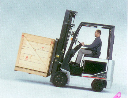 日产尼桑2.0T叉车 KY1F2A20C