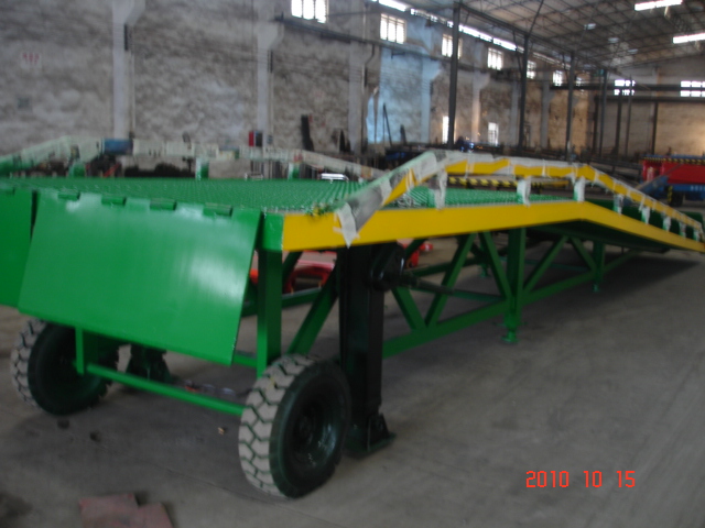 登车桥系列佛山鑫力厂家直销|佛山移动式登车桥