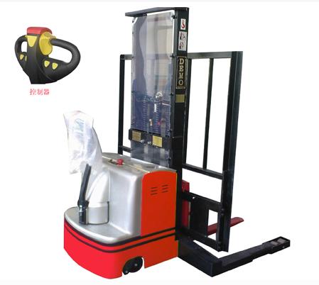 全交流跨腿式电动堆高车 DM-S20A