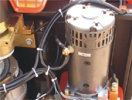 全电动堆高车 710 05003